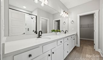 1162 E 36th St, Charlotte, NC 28205