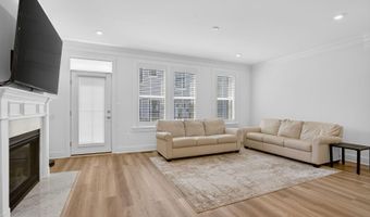 7449 ROCKY CREEK Ter, Annandale, VA 22003