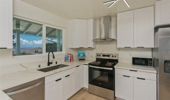 2419 St Louis Dr, Honolulu, HI 96816