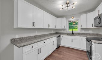 362 Scenic Ln, Auburn, GA 30011