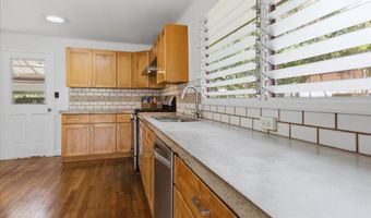 82 MALIA St, Hilo, HI 96720