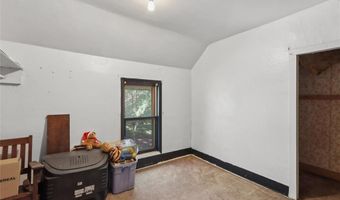 4705 Prairieburg Rd, Anamosa, IA 52205
