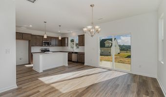 815 Cold Creek Rd #249, Aberdeen, NC 28315