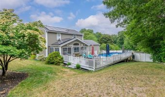 2 Brookfield Rd, Coventry, RI 02816