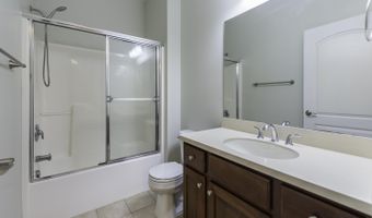 2962 Hunley Dr, Ann Arbor, MI 48105