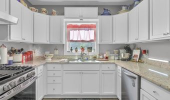 554 E San Antonio St, Alto, TX 75925