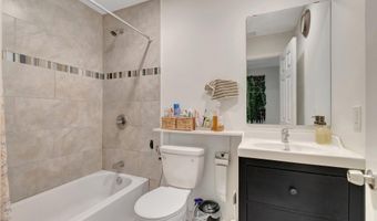 3935 Chickasha Rd, Atlantis, FL 33462