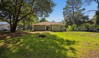 16 Robin Way, Beaufort, SC 29907