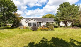 W2567 RIDGEBROOK Court, Appleton, WI 54915