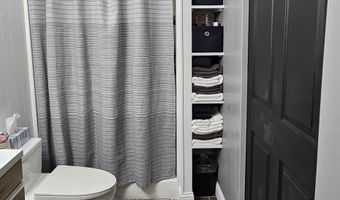 8023 Railroad Rd, Indianapolis, IN 46217