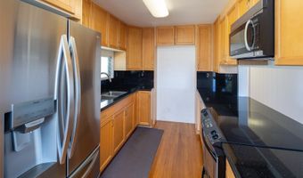 628 Kunawai Lane B, Honolulu, HI 96817