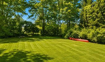 443 Amity Rd, Bethany, CT 06524