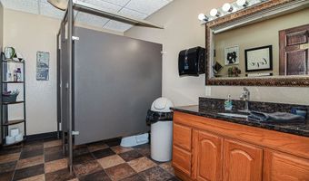 30824 Olde Hawkeye, Dyersville, IA 52040