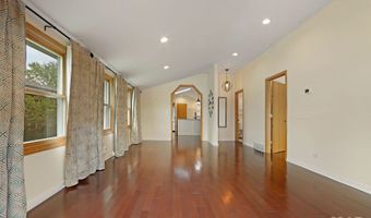 22719 W Silver Lake Ave, Antioch, IL 60002
