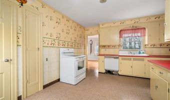 3225 Diamond Hill Rd, Cumberland, RI 02864