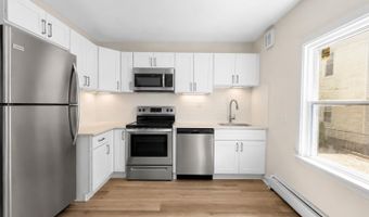 704 Maple St 704, Bridgeport, CT 06608