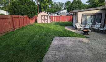 703 Redfern Dr, Beech Grove, IN 46107