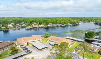 1640 Juno Trl 102A, Astor, FL 32102