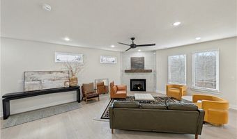 30 Cromer Dr, Bella Vista, AR 72715