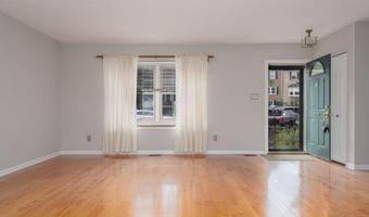 13 CARRIAGE WALK Ct, Baltimore, MD 21234