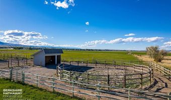 39 Nez Perce Dr, Cody, WY 82414