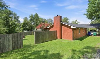 376 School Rd E, Asheville, NC 28803