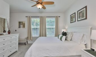 5566 SILVER SUN Dr, Apollo Beach, FL 33572