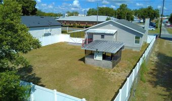 208 CENTER St, Auburndale, FL 33823