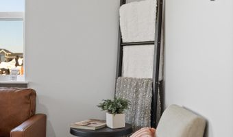 905 Bennington Dr, Box Elder, SD 57719