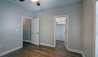 301 Old Town Cir, Brandon, MS 39042