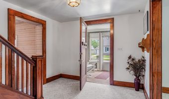 1209 S Jackson St, Auburn, IN 46706