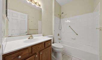 6 RAPIDS Ct, Barnegat, NJ 08005
