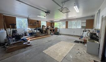 54785 McKenzie River Dr, Blue River, OR 97413