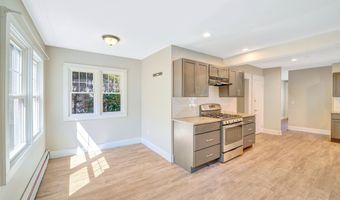 133 Fiske St, Waterbury, CT 06710
