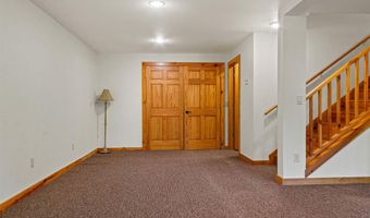 8840 SPRING LAKE Rd, Amherst, WI 54406