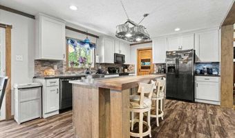 224 Coxe Rd E, Blenheim, SC 29516