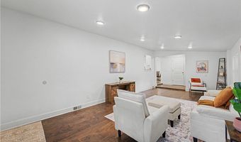 4 Evesham Ln, Bella Vista, AR 72714