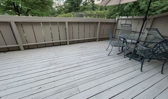 38 Sutton Pl 38, Bloomfield, CT 06002