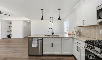 1504 Tverdy Ln, Buhl, ID 83316