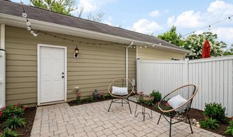 21 BOUCHER Pl, Annapolis, MD 21403