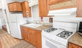 15061 HIGHWAY 101 4, Brookings, OR 97415