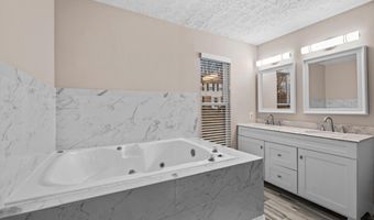 915 CYPRESS POINT Cir, Bowie, MD 20721