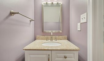 1253 QUAKER HILL Dr, Alexandria, VA 22314