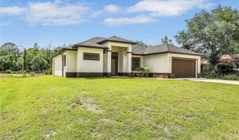 2221 Robert, Alva, FL 33920