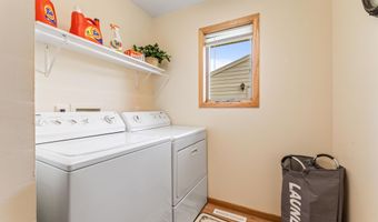 S1576 Lake St, Alma, WI 54610