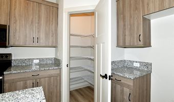 533 S 10th St, Berthoud, CO 80513