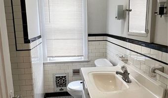 2016 13th St SW, Akron, OH 44314