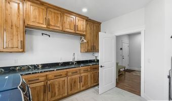 161 Snake River Dr, American Falls, ID 83211