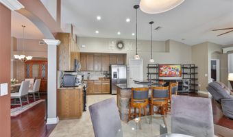 7318 GUILFORD PINE Ln, Apollo Beach, FL 33572