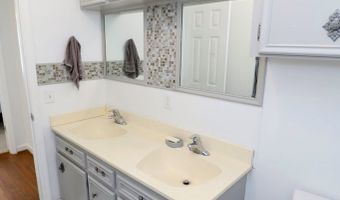 805 Mcrae Rd, Camden, SC 29020